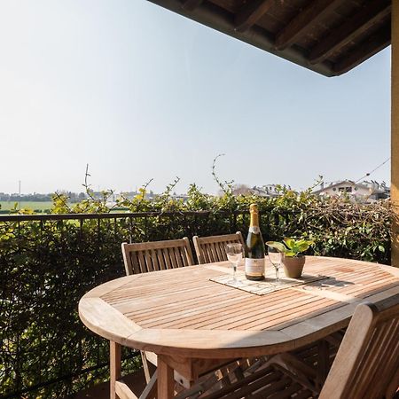 Gardappartamenti - Cascinale With Terrace Desenzano del Garda Buitenkant foto