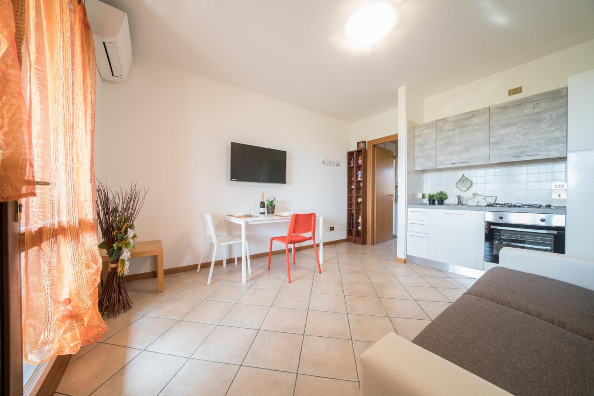 Gardappartamenti - Cascinale With Terrace Desenzano del Garda Buitenkant foto